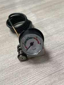  Манометр с трубкой U072_WBN6000, аналог 87186457920А, совместим 87186457920 Bosch & Buderus