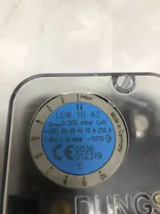  Датчик-реле давления воздуха (прессостат) Dungs LGW 10 A2 (арт. 107417) для котлов Bosch & Buderus