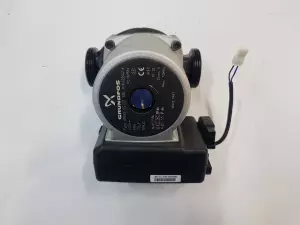  Циркуляционный насос (UPTR 25-70 GRUNDFOS) Baxi