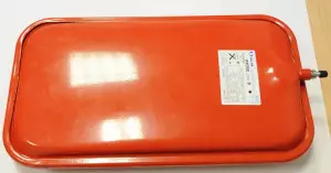  Расширительный бак 8л (прямоугольный), аналог 710418200A, совместим с 710418200 BAXI